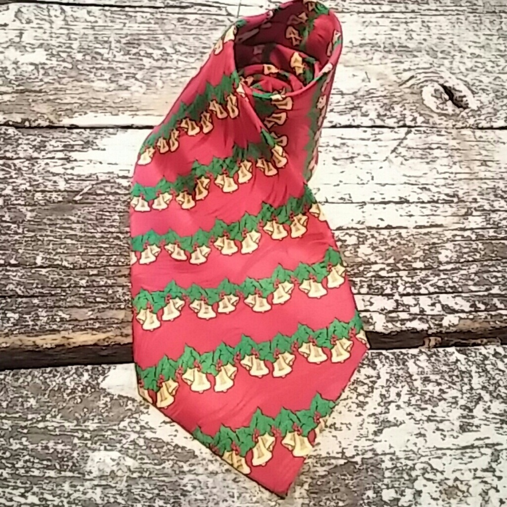 Christmas tie